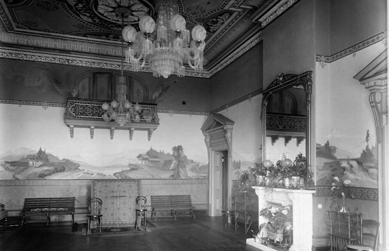 These vanished estates only exist in photographs, Lord Strathcona's house, Quebec, Canada: demolished in 1941, Lord Strathcona's house: an epicentre of high society, Palais Lanckoroński, Vienna, Austria: bombed in 1945, Palais Lanckoroński: a casualty of the Second World War, Eaton Hall, Cheshire, UK: demolished in 1963, Eaton Hall: a Victorian Gothic masterpiece, Schloss Neustrelitz, Mecklenburg-Vorpommern, Germany: burnt down in 1945, Schloss Neustrelitz: where history was made, Vanderbilt Triple Palace, New York, USA: demolished in the 1940s, Vanderbilt Triple Palace: the jewel of Fifth Avenue, Casa Trinxet, Barcelona, Spain: demolished in 1967, Casa Trinxet: Barcelona's Art Nouveau marvel, Unzué Palace, Buenos Aires, Argentina: demolished in 1956, Unzué Palace: lost to a political coup, Potter Palmer Mansion, Illinois, USA: demolished in 1950, Potter Palmer Mansion: an ode to Impressionist art, Château de Saint-Cloud, Hauts-de-Seine, France: burned down in 1870, Château de Saint-Cloud: a gilded royal estate, Kilbryde, Auckland, New Zealand: demolished in 1924, Kilbryde: adorned with breathtaking frescoes