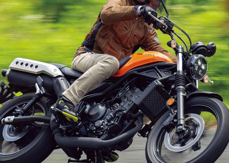 ホンダ「CL250」インプレ（太田安治）, ホンダ「CL250」カラー・人気投票, ホンダ「CL250」ライディングポジション・足つき性, ホンダ「CL250」各部装備・ディテール解説, ホンダ「CL250」主なスペック・燃費・生産国・価格