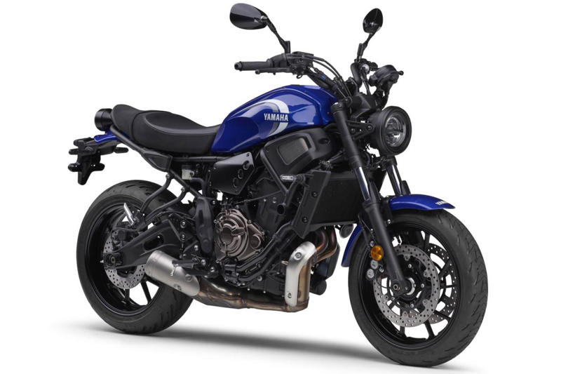 ヤマハ「XSR700 ABS」2025年モデルの特徴, ヤマハ「XSR700 ABS」2025年モデルのカラー・人気投票, ヤマハ「XSR700 ABS」2025年モデルの主なスペック・燃費・製造国・価格, ヤマハ「XSR700 ABS」関連のおすすめ記事