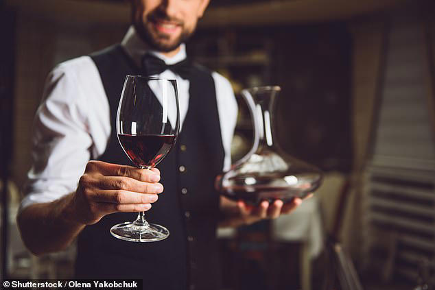 Order a full bottle, Inspect the bottle, Check the appearance, Use your senses, Be cautious with cheap happy hours