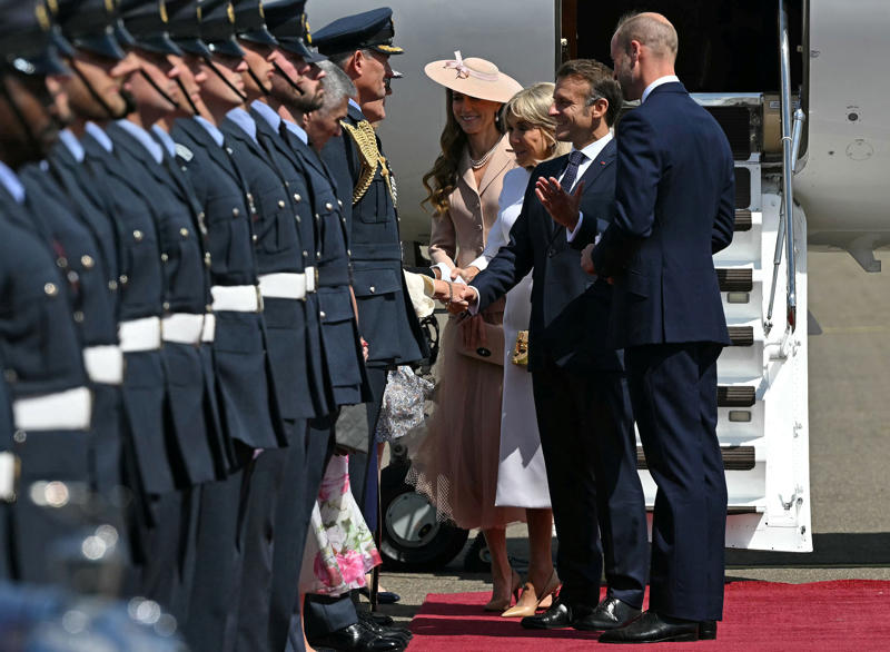 Key Points, Camilla wears Queen Elizabeth II’s sapphire suite, Mick Jagger and Elton John top star-studded guest list for state banquet, Kate and William pictured smiling together outside in gardens of Windsor, Highlights from day one of Macron's state visit, Royal family speaks of 'L’Entente Cordiale in the Kitchens!', Macron presses for recognition of Palestine as ‘only path to peace’, King set to emphasise 'multitude of complex threats' facing Britain and France, Starmer and Macron lay wreaths by Churchill statue and face hecklers, Kate to attend first state banquet in two years, President lays wreath, Analysis: Migration and Donald Trump set to add frisson to discussions, Watch: Macron jokes Bayeaux Tapestry loan took longer to deliver than Brexit, We must reduce reliance on China and US, Macron warns, UK and France will save Europe by example, French leader says, We must protect international order, Macron says, Watch: Macron says France and UK ‘must fix illegal migration burden’, Standing ovation for president, Macron calls for opportunities for young for virtual exchanges, Analysis: Macron promises ‘closest cooperation’ on migration - but something is missing, Macron calls for cooperation with other nations to curb illegal migration, Democracy attacked daily, says Macron, Macron calls for state of Palestine to be recognised, We will never abandon Ukraine, says Macron, Analysis: Macron’s warmth to “dear Keir” on display, Macron thanks Starmer, Applause for Macron, King invites guests to drink Louis XIII cognac, Lords and MPs gather to hear Macron in Parliament, Bayeux Tapestry to be loaned to England for first time, Pomp, pageantry and politesse greet French president, Macrons view royal collection, King to tell Macron: No fortress can shield us from threats, UK-France relationship as strong as ever, PM says, King and Macron share warm moment amid pomp-filled Windsor welcome, King experiences burst blood vessel in eye, King, Queen and the Macrons ride together through Windsor, King and Queen warmly welcome Macrons, King and Queen await the Macrons, King and Macron to ride together through Windsor in historic carriage procession, The pomp and pageantry of Macron's state visit, Kate and William at RAF Northolt to welcome Macron, Pictured | Police in Windsor prepare for Macron's visit, Windsor Castle prepares for French guests, Labour billionaire backer John Caudwell ‘nervous’ about Starmer after winter fuel ‘fiasco’, Davey urges Starmer and Macron to unite against Trump's tariffs, Recap | French police ‘slash small boats with knives’ to prevent Channel crossings, Breaking | Norman Tebbit, prominent minister in Thatcher government dies aged 94, How many small boats crossings have there been this year?, Welcome to The Independent's live politics coverage