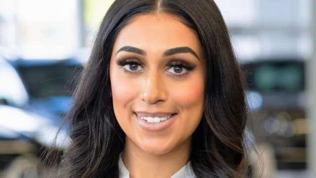 I applied for 600 jobs after uni – then changed one thing and got hired Thousands of competing applicants, The job market today, The tactic that changed everything, How to get a job referral, ‘Gen Z needs to get on LinkedIn’