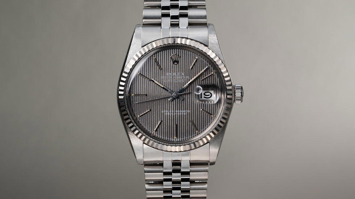 Rolex Oyster Perpetual Datejust ref. 16XXX (~1977-1988) Rolex Oyster Perpetual ref. 4467 (~1945-1959), Rolex Oyster Perpetual ref. 5030/5031 (~1948-1950), Rolex Oyster Perpetual Datejust ref. 6104/6105 (~1950-1953), Rolex Oyster Perpetual Datejust ref. 6309/6609 “Thunderbird” (~1954-1959), Rolex Oyster Perpetual Datejust ref. 16XX Series (~1958-1977), Rolex Oysterquartz Datejust (1977-2004), Rolex Oyster Perpetual Datejust ref. 16XXX (~1977-1988), Rolex Oyster Perpetual Datejust ref. 162XX (1988-2004), Rolex Oyster Perpetual Datejust II ref. 1163XX (2009-2016), Rolex Oyster Perpetual Datejust 41 1263XX (2016-Present), Rolex Oyster Perpetual Datejust ref. 126234-0051
