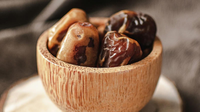 13. Drop In A Medjool Date 1. Add A Spoonful Of Peanut Butter, 2. Stir In A Scoop Of Nutella, 3. Blend In Frozen Berries, 4. Use Cold Brew Coffee, 5. Mix With Oat Milk Instead Of Water, 6. Add Cinnamon Or Pumpkin Spice, 7. Add Greek Yogurt, 8. Use A Dash Of Salt, 9. Add A Splash Of Vanilla Extract, 10. Mix With Coconut Water, 11. Throw In A Handful Of Spinach, 12. Blend With Avocado, 13. Drop In A Medjool Date, 14. Add Unsweetened Cocoa Powder, 15. Try Half A Banana, 16. Add A Pinch Of Nutmeg, 17. Blend In Chia Seeds, 18. Add A Bit Of Orange Zest, 19. Blend In Ice Cubes, 20. Add Pineapple Chunks
