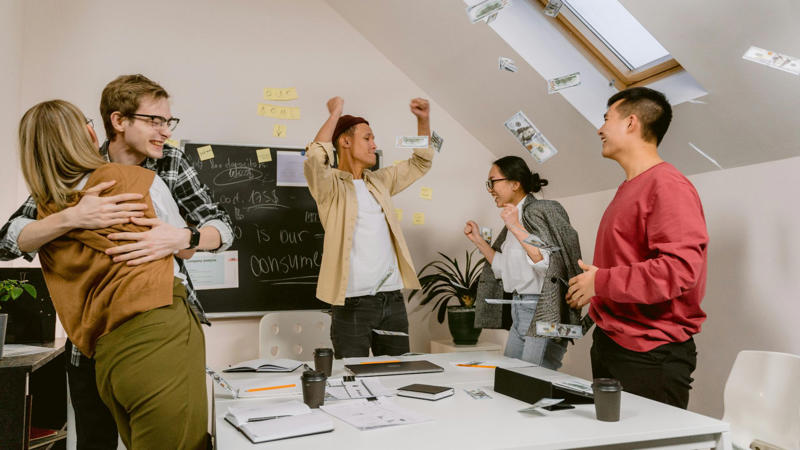 1. Spearheaded, 2. Streamlined, 3. Orchestrated, 4. Optimized, 5. Delivered, 6. Initiated, 7. Accelerated, 8. Resolved, 9. Innovated, 10. Achieved, 11. Negotiated, 12. Engineered, 13. Directed, 14. Implemented, 15. Championed, 16. Facilitated, 17. Elevated, 18. Leveraged, 19. Transformed, 20. Collaborated