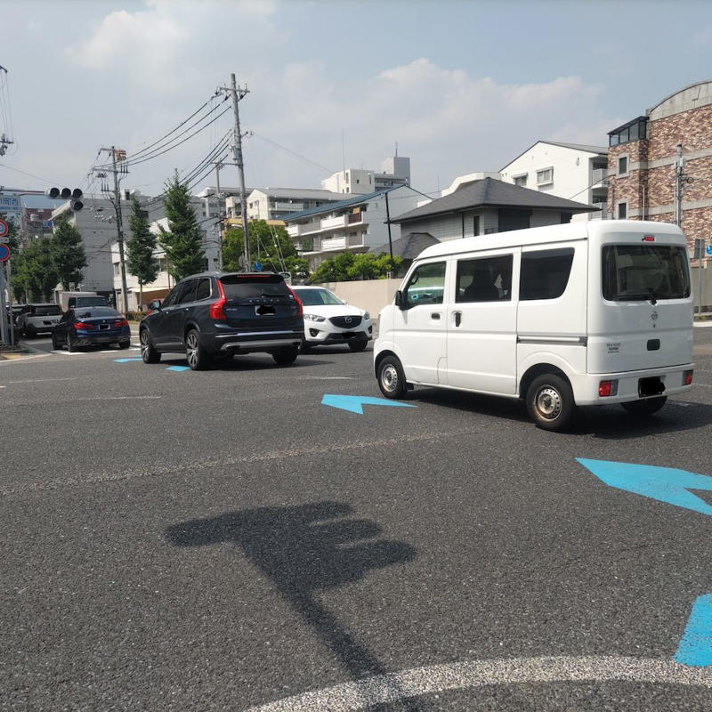 自転車の「違反者」を目撃しない日がない, 自転車の正しいルール、知ってる人は少数派？, 「青切符導入」と「歩道通行」は分けて考えるべき, 逆に危険？　自転車の車道走行に潜むリスク, 年齢別による重点的な注意指導は急務