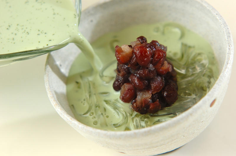 葛きりのオレンジソース, 手づくり黒蜜の葛きり, 抹茶ミルク葛きり, 葛きりの中華サラダ, 葛きりの中華スープ, 葛きり入り卵スープ