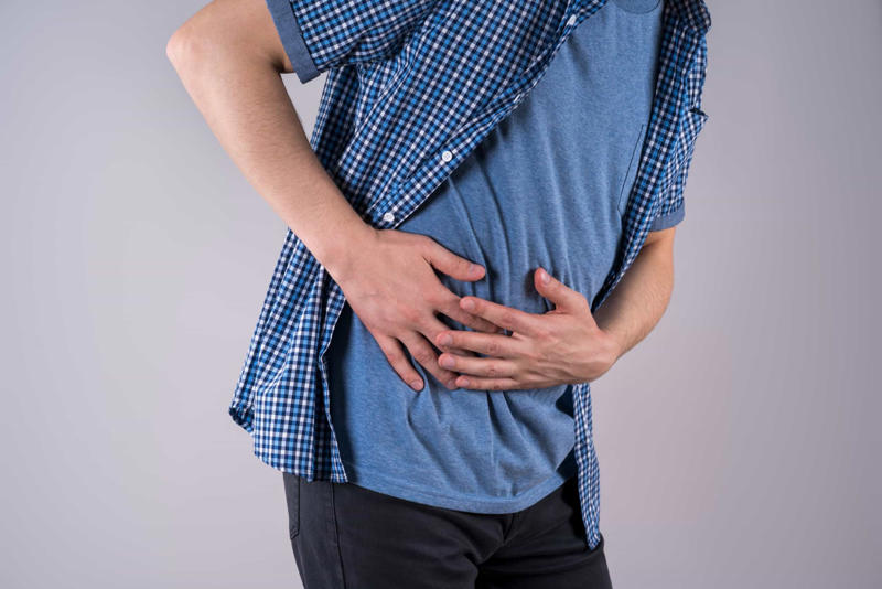 What is bloating?, Full or big stomach, Painful or noisy tummy, The causes, Excess gas, Fizzy drinks, Digestive problems, What can we do?, Keep your mouth shut, Eat smaller meals and more often, Fizzy drinks and caffeine, Eating late at night, What to do, Not normally serious, Prolonged bloating, Inhibited movement, Painful to the touch
