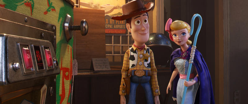 'Toy Story 4' 'That Thing You Do!', 'Bridge of Spies', 'Saving Mr. Banks', 'Angels and Demons', 'The Money Pit', 'Charlie Wilson's War', 'Turner and Hooch', 'Toy Story 2', 'Captain Phillips', 'Road to Perdition', 'A League of Their Own', 'Toy Story', 'Cast Away', 'Saving Private Ryan', 'Forrest Gump', 'Toy Story 4', 'A Beautiful Day in the Neighborhood', 'Pinocchio'