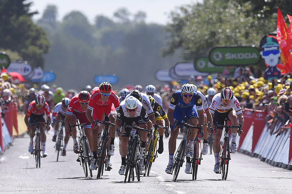 Riders under pressure A damaging stage, Another ordeal for the peloton, Injuries are getting more serious, "Everyone wants to be in front", A matter of stakes, Riders under pressure, Sprint finishes bring peak tension, Philipsen hits the ground, Other contributing factors, Disc brakes under scrutiny, Race routes under fire, "Everyone’s own interests are blocking progress", The UCI’s yellow card, What’s the solution?