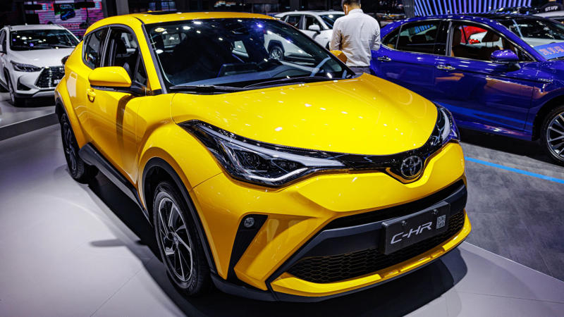 13. Toyota C-HR 1. Hummer H2, 2. BMW X6, 3. Tesla Cybertruck, 4. Dodge Challenger Hellcat, 5. Toyota Prius, 6. Jeep Wrangler 4xe, 7. Smart Fortwo, 8. Cadillac Escalade, 9. Ford Mustang EcoBoost, 10. Nissan Juke, 11. Dodge Ram TRX, 12. Tesla Model X, 13. Toyota C-HR, 14. GMC Hummer EV, 15. Lincoln MKT, 16. Mercedes-Benz G-Class, 17. BMW 7 Series (2023 redesign), 18. Pontiac Aztek, 19. Chevrolet SSR, 20. Lamborghini Urus