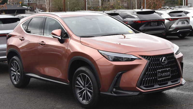 9. Lexus NX (2024/25) 1. Ford Explorer (Various Years), 2. Honda CR‑V Hybrid (2025), 3. Infiniti QX50 (2019), 4. Chevrolet Traverse (2025), 5. Chevrolet Equinox (2025), 6. Hyundai Tucson, 7. Nissan Pathfinder (2025), 8. Mazda CX‑5 (Used), 9. Chevrolet Trailblazer, 10. Buick Encore GX, 1. Lucid Air Touring (2025), 2. 2025 Subaru Forester, 3. Toyota Camry, 4. BMW X3 (G45), 5. Kia EV6, 6. Volvo EX30, 7. Mercedes-Benz GLC Series, 8. Volkswagen Touareg R, 9. Lexus NX (2024/25), 10. Audi A5 (2025)