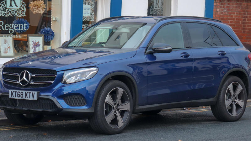 7. Mercedes-Benz GLC Series 1. Ford Explorer (Various Years), 2. Honda CR‑V Hybrid (2025), 3. Infiniti QX50 (2019), 4. Chevrolet Traverse (2025), 5. Chevrolet Equinox (2025), 6. Hyundai Tucson, 7. Nissan Pathfinder (2025), 8. Mazda CX‑5 (Used), 9. Chevrolet Trailblazer, 10. Buick Encore GX, 1. Lucid Air Touring (2025), 2. 2025 Subaru Forester, 3. Toyota Camry, 4. BMW X3 (G45), 5. Kia EV6, 6. Volvo EX30, 7. Mercedes-Benz GLC Series, 8. Volkswagen Touareg R, 9. Lexus NX (2024/25), 10. Audi A5 (2025)