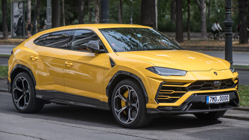 20. Lamborghini Urus 1. Hummer H2, 2. BMW X6, 3. Tesla Cybertruck, 4. Dodge Challenger Hellcat, 5. Toyota Prius, 6. Jeep Wrangler 4xe, 7. Smart Fortwo, 8. Cadillac Escalade, 9. Ford Mustang EcoBoost, 10. Nissan Juke, 11. Dodge Ram TRX, 12. Tesla Model X, 13. Toyota C-HR, 14. GMC Hummer EV, 15. Lincoln MKT, 16. Mercedes-Benz G-Class, 17. BMW 7 Series (2023 redesign), 18. Pontiac Aztek, 19. Chevrolet SSR, 20. Lamborghini Urus