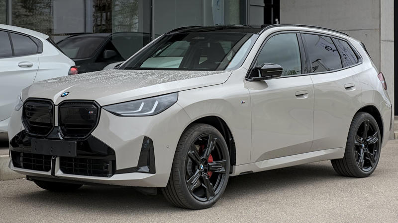 4. BMW X3 (G45) 1. Ford Explorer (Various Years), 2. Honda CR‑V Hybrid (2025), 3. Infiniti QX50 (2019), 4. Chevrolet Traverse (2025), 5. Chevrolet Equinox (2025), 6. Hyundai Tucson, 7. Nissan Pathfinder (2025), 8. Mazda CX‑5 (Used), 9. Chevrolet Trailblazer, 10. Buick Encore GX, 1. Lucid Air Touring (2025), 2. 2025 Subaru Forester, 3. Toyota Camry, 4. BMW X3 (G45), 5. Kia EV6, 6. Volvo EX30, 7. Mercedes-Benz GLC Series, 8. Volkswagen Touareg R, 9. Lexus NX (2024/25), 10. Audi A5 (2025)