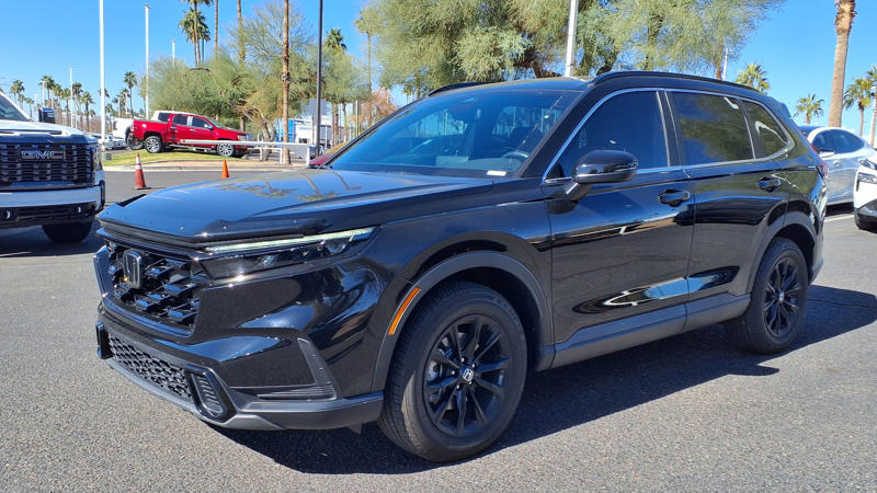 2. Honda CR‑V Hybrid (2025) 1. Ford Explorer (Various Years), 2. Honda CR‑V Hybrid (2025), 3. Infiniti QX50 (2019), 4. Chevrolet Traverse (2025), 5. Chevrolet Equinox (2025), 6. Hyundai Tucson, 7. Nissan Pathfinder (2025), 8. Mazda CX‑5 (Used), 9. Chevrolet Trailblazer, 10. Buick Encore GX, 1. Lucid Air Touring (2025), 2. 2025 Subaru Forester, 3. Toyota Camry, 4. BMW X3 (G45), 5. Kia EV6, 6. Volvo EX30, 7. Mercedes-Benz GLC Series, 8. Volkswagen Touareg R, 9. Lexus NX (2024/25), 10. Audi A5 (2025)