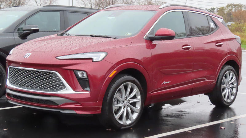 10. Buick Encore GX 1. Ford Explorer (Various Years), 2. Honda CR‑V Hybrid (2025), 3. Infiniti QX50 (2019), 4. Chevrolet Traverse (2025), 5. Chevrolet Equinox (2025), 6. Hyundai Tucson, 7. Nissan Pathfinder (2025), 8. Mazda CX‑5 (Used), 9. Chevrolet Trailblazer, 10. Buick Encore GX, 1. Lucid Air Touring (2025), 2. 2025 Subaru Forester, 3. Toyota Camry, 4. BMW X3 (G45), 5. Kia EV6, 6. Volvo EX30, 7. Mercedes-Benz GLC Series, 8. Volkswagen Touareg R, 9. Lexus NX (2024/25), 10. Audi A5 (2025)