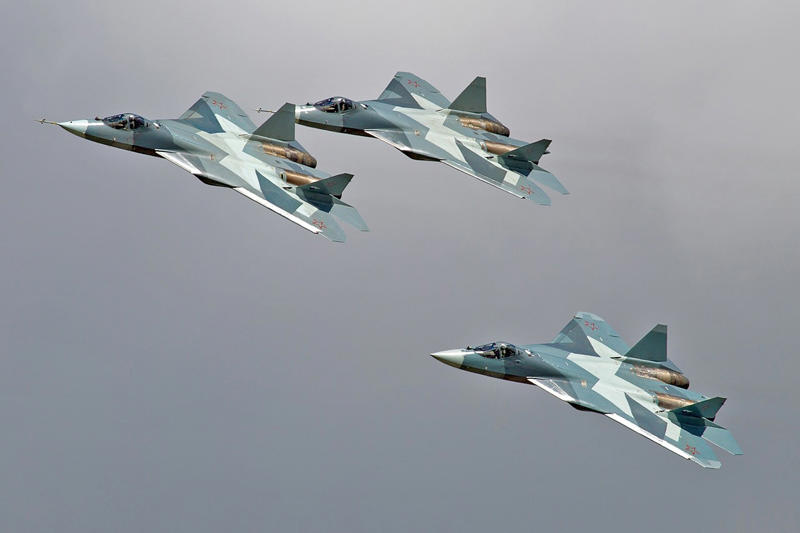 10: Sukhoi Su-57 ‘Felon’, 9: Boeing X-32, 8: Chengdu J-20, 7: Lockheed F-117 Nighthawk, 6: Boeing Bird of Prey, 5: Northrop/McDonnell Douglas YF-23, 4: Lockheed Martin F-35 Lightning II, 5: Lockheed Martin F-35 Lightning II, 3: Lockheed Martin F-22 Raptor, 2: Northrop B-2 Spirit, 1: Northrop B-21 Raider
