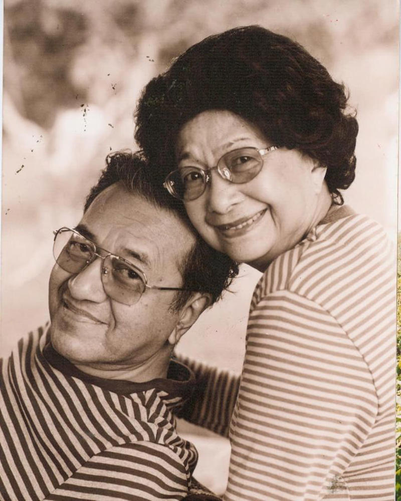 He started a blog… in his 80s, Still driving himself in his 90s, He opened the first Malay-owned private clinic in Kedah, Malaysia’s (arguably) most meme-able man, The master of comebacks, He launched Malaysia’s first car brand, Married his medical school sweetheart, and they’re still together, He outlived seven kings