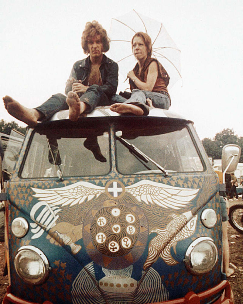 Golden age, Internal rivalries, The rich people’s car, Dazed and confused