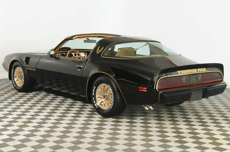 Pontiac Firebird Trans Am Mk2 (cont.) Bringing up the rear, 1. Tucker Torpedo (1948), Tucker Torpedo (cont.), 2. Volkswagen Beetle (1945-2003), Volkswagen Beetle (cont.), 3. Chevrolet Bel Air Mk2 (1955-’57), Chevrolet Bel Air Mk2 (cont.), 4. Facel Vega HK500 (1959-’62), Facel Vega HK500 (cont.), 5. Cadillac Eldorado Mk4 (1959-’60), Cadillac Eldorado Mk4 (cont.), 6. Chevrolet El Camino Mk1 (1959-’60), Chevrolet El Camino Mk1 (cont.), 7. Lincoln Continental Mk3 Convertible (1959-’60), Lincoln Continental Mk3 Convertible (cont.), 8. Chevrolet Corvette C1 (1953-’62), Chevrolet Corvette C1 (cont.), 9. Dodge Polara Mk1 (1960-’61), Dodge Polara Mk1 (cont.), 10. Plymouth Valiant Mk1 (1960-’62), Plymouth Valiant Mk1 (cont.), 11. Ford Cortina Mk1 (1962-’66), Ford Cortina Mk1 (cont.), 12. Rover P6 (1963-’77), Rover P6 (cont.), 13. Ford Mustang Mk1 (1964-’73), Ford Mustang Mk1 (cont.), 14. Mazda Cosmo 110S (1967-’72), Mazda Cosmo 110S (cont.), 15. Mercury Cougar Mk1 (1967-’70), Mercury Cougar Mk1 (cont.), 16. Range Rover Mk1 (1969-’94), Range Rover Mk1 (cont.), 17. Dodge Charger Mk2 (1968-’70), Dodge Charger Mk2 (cont.), 18. Ford Cortina Mk3 (1969-’76), Ford Cortina Mk3 (cont.), 19. Hillman Avenger Mk1 (1970-’79), Hillman Avenger Mk1 (cont.), 20. Vauxhall Firenza (1971-’75), Vauxhall Firenza (cont.), 21. Mercedes-Benz 116-series S-Class (1972-’80), Mercedes-Benz 116-series S-Class (cont.), 22. Lancia Stratos (1973-’78), Lancia Stratos (cont.), 23. Lamborghini Countach (1974-’90), Lamborghini Countach (cont.), 24. Maserati Khamsin (1974-’82), Maserati Khamsin (cont.), 25. Pontiac Firebird Trans Am Mk2 (1970-’81), Pontiac Firebird Trans Am Mk2 (cont.), 26. Porsche 911 (1974-’89), Porsche 911 (cont.), 27. Ferrari Testarossa (1984-’91), Ferrari Testarossa (cont.), 28. Maserati 3200GT (1998-2002), Maserati 3200GT (cont.), 29. BMW Z8 (1998-2003), BMW Z8 (cont.)