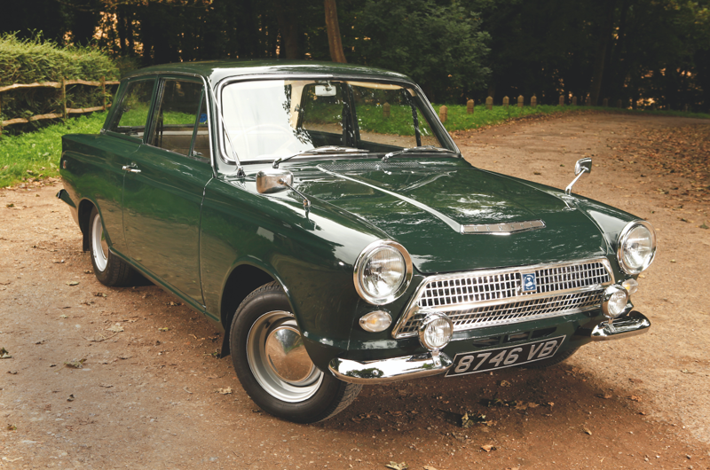11. Ford Cortina Mk1 (1962-’66) Bringing up the rear, 1. Tucker Torpedo (1948), Tucker Torpedo (cont.), 2. Volkswagen Beetle (1945-2003), Volkswagen Beetle (cont.), 3. Chevrolet Bel Air Mk2 (1955-’57), Chevrolet Bel Air Mk2 (cont.), 4. Facel Vega HK500 (1959-’62), Facel Vega HK500 (cont.), 5. Cadillac Eldorado Mk4 (1959-’60), Cadillac Eldorado Mk4 (cont.), 6. Chevrolet El Camino Mk1 (1959-’60), Chevrolet El Camino Mk1 (cont.), 7. Lincoln Continental Mk3 Convertible (1959-’60), Lincoln Continental Mk3 Convertible (cont.), 8. Chevrolet Corvette C1 (1953-’62), Chevrolet Corvette C1 (cont.), 9. Dodge Polara Mk1 (1960-’61), Dodge Polara Mk1 (cont.), 10. Plymouth Valiant Mk1 (1960-’62), Plymouth Valiant Mk1 (cont.), 11. Ford Cortina Mk1 (1962-’66), Ford Cortina Mk1 (cont.), 12. Rover P6 (1963-’77), Rover P6 (cont.), 13. Ford Mustang Mk1 (1964-’73), Ford Mustang Mk1 (cont.), 14. Mazda Cosmo 110S (1967-’72), Mazda Cosmo 110S (cont.), 15. Mercury Cougar Mk1 (1967-’70), Mercury Cougar Mk1 (cont.), 16. Range Rover Mk1 (1969-’94), Range Rover Mk1 (cont.), 17. Dodge Charger Mk2 (1968-’70), Dodge Charger Mk2 (cont.), 18. Ford Cortina Mk3 (1969-’76), Ford Cortina Mk3 (cont.), 19. Hillman Avenger Mk1 (1970-’79), Hillman Avenger Mk1 (cont.), 20. Vauxhall Firenza (1971-’75), Vauxhall Firenza (cont.), 21. Mercedes-Benz 116-series S-Class (1972-’80), Mercedes-Benz 116-series S-Class (cont.), 22. Lancia Stratos (1973-’78), Lancia Stratos (cont.), 23. Lamborghini Countach (1974-’90), Lamborghini Countach (cont.), 24. Maserati Khamsin (1974-’82), Maserati Khamsin (cont.), 25. Pontiac Firebird Trans Am Mk2 (1970-’81), Pontiac Firebird Trans Am Mk2 (cont.), 26. Porsche 911 (1974-’89), Porsche 911 (cont.), 27. Ferrari Testarossa (1984-’91), Ferrari Testarossa (cont.), 28. Maserati 3200GT (1998-2002), Maserati 3200GT (cont.), 29. BMW Z8 (1998-2003), BMW Z8 (cont.)