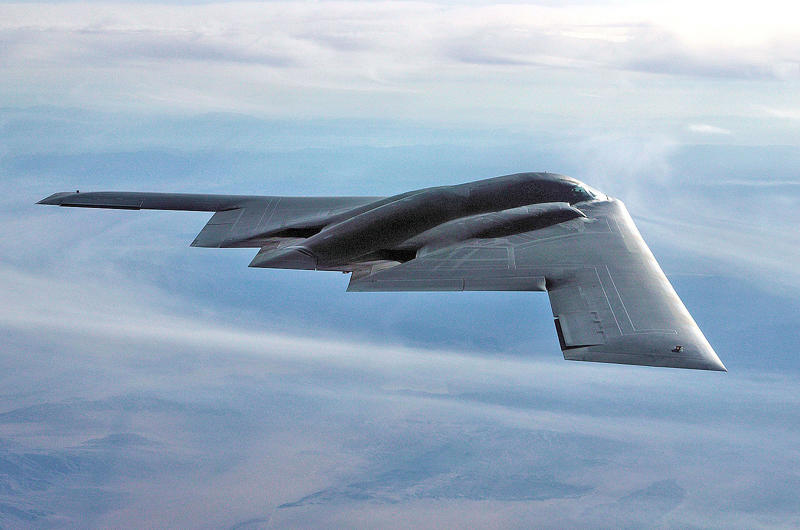 10: Sukhoi Su-57 ‘Felon’, 9: Boeing X-32, 8: Chengdu J-20, 7: Lockheed F-117 Nighthawk, 6: Boeing Bird of Prey, 5: Northrop/McDonnell Douglas YF-23, 4: Lockheed Martin F-35 Lightning II, 5: Lockheed Martin F-35 Lightning II, 3: Lockheed Martin F-22 Raptor, 2: Northrop B-2 Spirit, 1: Northrop B-21 Raider
