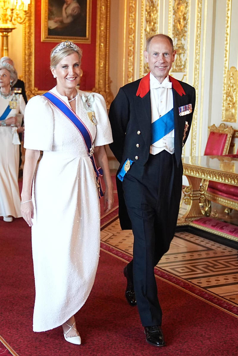 A Peek Inside the Royal Family’s Luxurious French State Banquet