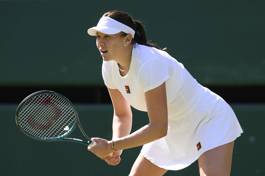 What are Sabalenka’s main weaknesses?, Sabalenka vs Anisimova head-to-head record , Sabalenka vs Bencic head-to-head record , Slices, drop shots and slow pace of play, Sabalenka vs Swiatek head-to-head record , Sabalenka must be forced into making errors