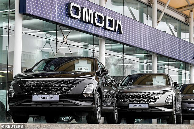 Who is Omoda? Chery Automotive's latest brand, Practicality and charging times, Pricing and deliveries – when can you buy your Omoda 9 SHS?, Omoda 9 SHS: Cars and Motoring verdict