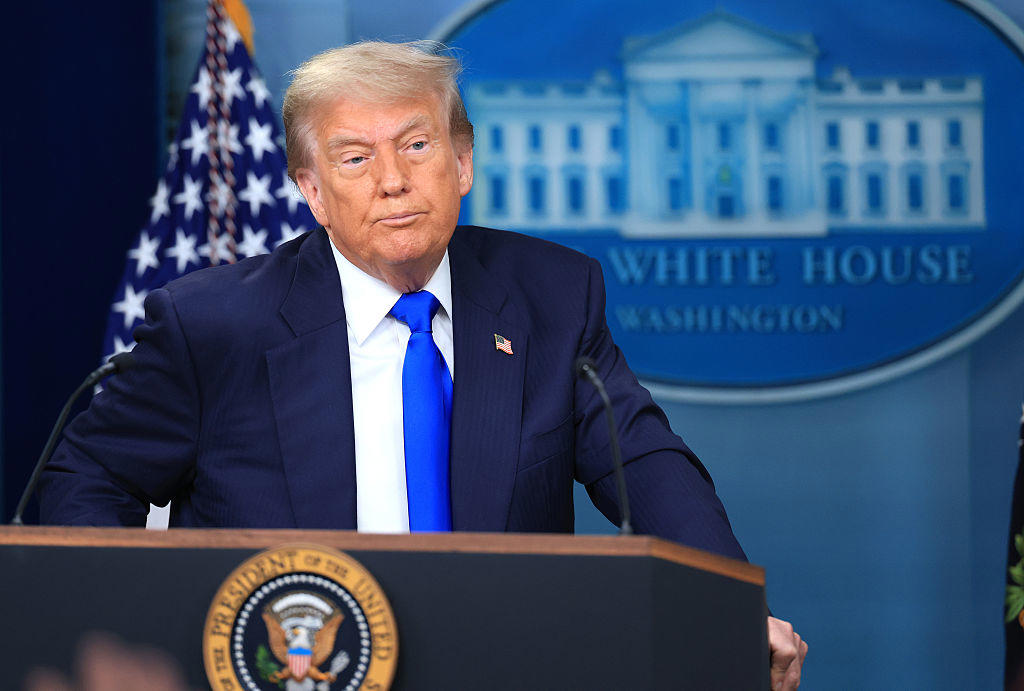 Musk launches political party, Tesla's stock plummets, In response to the new budget bill, "Big Beautiful Bill", A poll on X, Giving a voice to the "middle 80%", Trump mocks the third party, Musk is a "train wreck", says Trump, Former allies, Musk leaves Doge to turn Tesla around, Musk says national debt will rise by 00 billion, Mobilizing DOGE against Musk?, Exasperation mounts among Tesla shareholders, A 50% drop for Tesla, Tesla's share price fell again by almost 7%