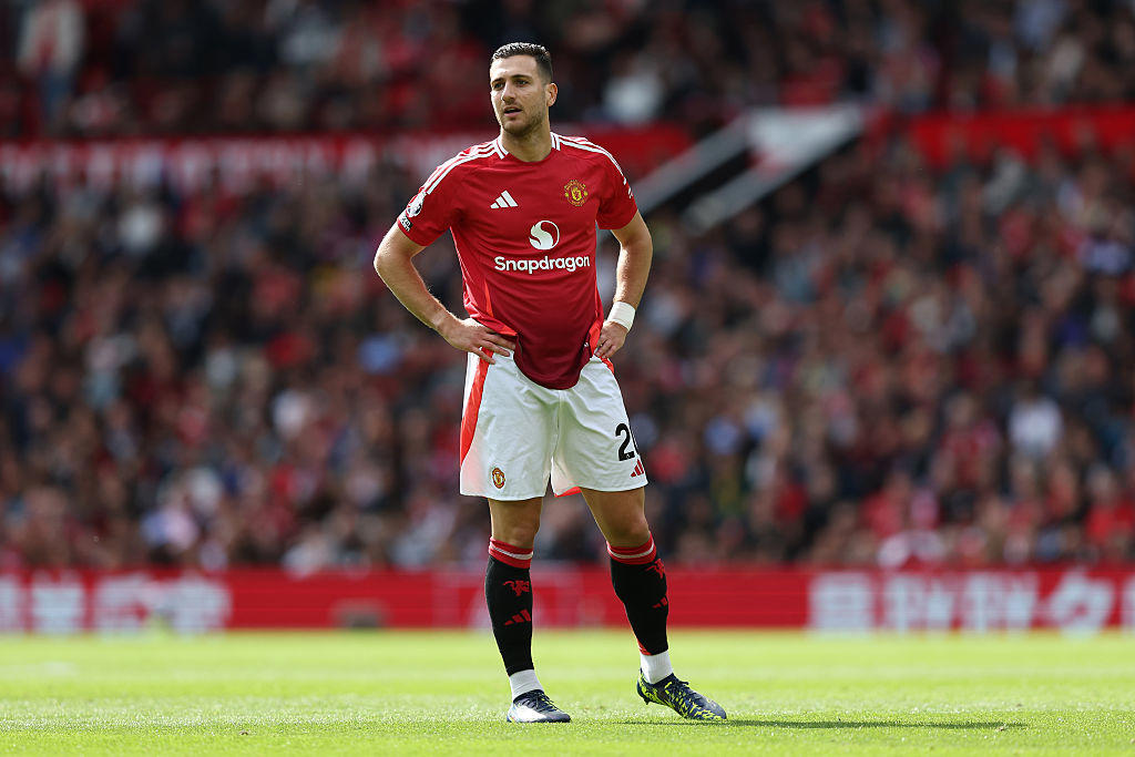 Latest transfer news headlines, Man Utd in talks over double midfielder deal, Tottenham still hopeful over Gibbs-White, Arsenal to make Eze bid, Madueke set for Arsenal medical, Gyokeres to Arsenal deal 'absolutely on', Maresca confirms Madueke deal, Arsenal eye Eze alternative, Newcastle sign Elanga, Gyokeres due back at Sporting, Real sell one more, Real considering huge bid for Liverpool star, Petrovic deal agreed, Woltemade offer knocked back, Liverpool considering Gordon, Bayern make Diaz offer, Liverpool to open Ekitike talks, Benfica want 50% of Felix, Antony nearing Man Utd exit, Bissouma to Fener?, United ready to gazump Gala, Jackson not untouchable, Propper set for Twente return, Rohl set for stunning Sheff Wednesday comeback, Aubameyang in line for Marseille return, Rodrygo to Arsenal update, Munoz 'open' to Crystal Palace exit, Madueke medical, Chelsea in advanced talks for £25m deal, Gibbs-White to Tottenham twist, Kudus explains Spurs decision, Will Noni Madueke play in Club World Cup final?, Crystal Palace seal Borna Sosa deal, Wissa bid rejected, Spurs remain interested, DONE DEAL, Rashford to Barcelona latest, Rodrygo asking price, Jackson could leave Chelsea, Henderson to join Brentford, Why Arsenal want Madueke, Romero decision, Kudus shirt number, Arsenal to sign Madueke, Trossard agrees terms, Gibbs-White medical today, Madueke set for Arsenal medical, Tottenham sign Kudus, Madueke to Arsenal, here we go!, Spurs announce Kudus, Luton land Wells, Barcelona set Casado price, Fishel leaves Chelsea, Real agree Carreras deal, Exeter loan Palace keeper, Sainz set for Porto, Cresswell signs for Stoke, ICYMI: Arsenal set to smash women's world-record transfer fee, Forest table Wissa offer amid Spurs interest, Elliot 'certain' to leave Liverpool his summer, Konate Real's top target, Brighton could sell Ferguson, Arsenal dealt blow in Rodrygo pursuit, Gibbs-White having Spurs medical tomorrow, Arsenal break world record for Liverpool's Smith, DONE DEAL, Barca not fully sold on Rashford, Ronaldo wants Rudiger at Al Nassr, Dalot gets United No 2 shirt, Gibbs-White to Spurs 'accelerating quickly', City youngster joins Leverkusen, Arsenal fans start #NoToMadueke petition, De Zerbi wants Auba Marseille return, Penders set for Strasbourg loan, Spurs turn attention to Gibbs-White, Arsenal handed new Rodrygo boost, Arsenal to make contact for Eze deal, Petrovic agreement close, Mosquera 'future in limbo', Rodrygo told Real Madrid exit is likely, Cunha reveals pride at Man Utd shirt number decision, Benfica eye Joao Felix return, Arteta and Berta react to Norgaard transfer, Norgaard reveals Raya talks, Man United reveal plan for new signing, Arsenal confirm Norgaard signing, DONE DEAL, Tottenham get surprise Mohammed Kudus boost, Gyokeres twist, Henderson statement, DONE DEAL, New Arsenal signings train, Chelsea prize money, Henderson leaves Ajax, Roma target Mavropanos, Parma target Arsenal midfielder