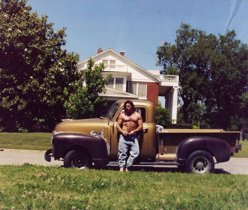 2. Man Who Spent Two Years Traveling the U.S. in His 1950 Chevy Pickup Truck 1. Back When School Pictures Were a Bit More … Creative, 2. Man Who Spent Two Years Traveling the U.S. in His 1950 Chevy Pickup Truck, 3. His First Girlfriend Punched Him in the Eye, 4. Arcade Birthday Party, 5. Rad Sears Catalog, 6. Dirt Bike for Christmas, 7. Nirvana Making Funny Faces, 8. Mom Holding a Baby While Doing Her Master’s Thesis on a Macintosh Classic II, 9. U.S. Marines Driving Through Burning Oil Fields in Kuwait, 10. Wedding Smiles, 11. Grandma Playing Duck Hunt on the Nintendo, 12. More Than One Million People Attended the ‘Metallica’ Concert in Moscow, Shortly Before the USSR Collapsed, 13. Working in the Galley of the U.S. Submarine Trepang, 14. That Decor, Though, 15. Diet Pepsi for Dad’s Birthday, 16. Dolly During Desert Storm, 17. Super Soaker Time!, 18. Drinking Coffee From the Thermos and Checking the Map Before Hitting the Highway, 19. Calling for Directions While Honeymooning, 20. Roommates at Michigan State University, 21. The Siiiiiimpsons, 22. Cozy Coupe Car Wash, 23. Wintertime in Idaho, 24. Unwrapping a Super Soaker 50, 25. On Top of the World Trade Center, 26. River Phoenix and Keanu Reeves, 27. Fanny Pack Styling, 28. Johnny Depp and Winona Ryder