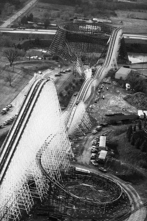 American Eagle, Batman: The Ride, The Dark Knight Coaster, The Flash: Vertical Velocity, Giant Drop, The Joker, Little Dipper, Maxx Force, Raging Bull, Sky Striker, Sprocket Rockets, Superman: Ultimate Flight, Wrath of Rakshasa, X Flight