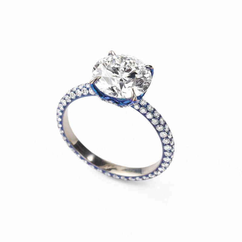 How do I know what engagement ring they will like?, How and where can I design my own ring? , I want a really bespoke ring. Where do I go?, What if they don’t like it?, Do I have to go for a platinum ring? , Is it okay to buy vintage? , How much should I spend?