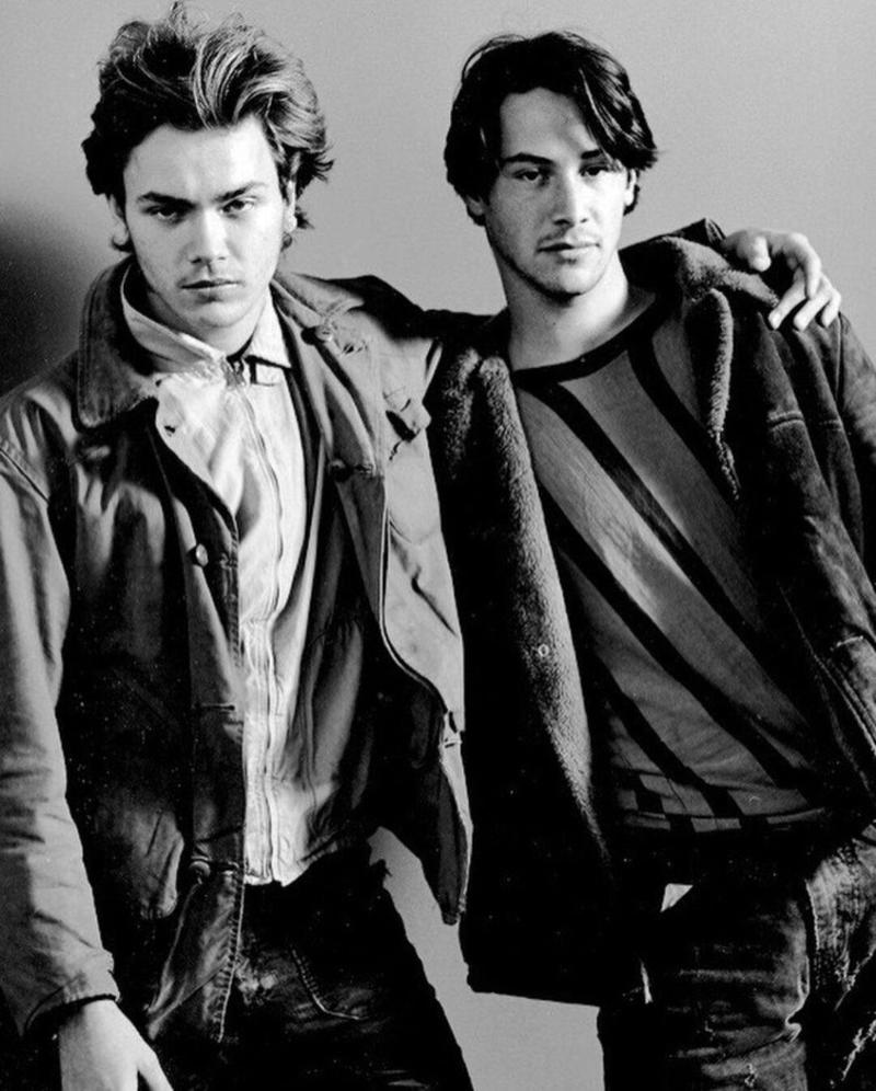 27. River Phoenix and Keanu Reeves 1. Back When School Pictures Were a Bit More … Creative, 2. Man Who Spent Two Years Traveling the U.S. in His 1950 Chevy Pickup Truck, 3. His First Girlfriend Punched Him in the Eye, 4. Arcade Birthday Party, 5. Rad Sears Catalog, 6. Dirt Bike for Christmas, 7. Nirvana Making Funny Faces, 8. Mom Holding a Baby While Doing Her Master’s Thesis on a Macintosh Classic II, 9. U.S. Marines Driving Through Burning Oil Fields in Kuwait, 10. Wedding Smiles, 11. Grandma Playing Duck Hunt on the Nintendo, 12. More Than One Million People Attended the ‘Metallica’ Concert in Moscow, Shortly Before the USSR Collapsed, 13. Working in the Galley of the U.S. Submarine Trepang, 14. That Decor, Though, 15. Diet Pepsi for Dad’s Birthday, 16. Dolly During Desert Storm, 17. Super Soaker Time!, 18. Drinking Coffee From the Thermos and Checking the Map Before Hitting the Highway, 19. Calling for Directions While Honeymooning, 20. Roommates at Michigan State University, 21. The Siiiiiimpsons, 22. Cozy Coupe Car Wash, 23. Wintertime in Idaho, 24. Unwrapping a Super Soaker 50, 25. On Top of the World Trade Center, 26. River Phoenix and Keanu Reeves, 27. Fanny Pack Styling, 28. Johnny Depp and Winona Ryder
