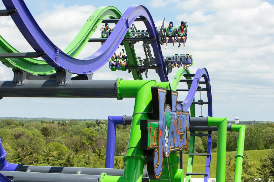 American Eagle, Batman: The Ride, The Dark Knight Coaster, The Flash: Vertical Velocity, Giant Drop, The Joker, Little Dipper, Maxx Force, Raging Bull, Sky Striker, Sprocket Rockets, Superman: Ultimate Flight, Wrath of Rakshasa, X Flight