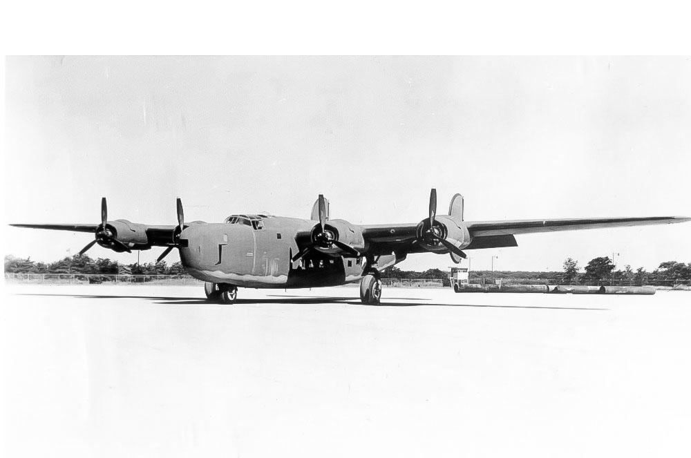 10: Tupolev Tu-104, 9: de Havilland Comet, 8: Gloster Meteor, 7: Vought F7U Cutlass, 6: C-87 Liberator Express, 5: Latécoère 631, 4: Vought F-8 Crusader, 3: Supermarine Scimitar, 2: Republic F-105 Thunderchief, 1: Yokosuka MXY-7 Ohka