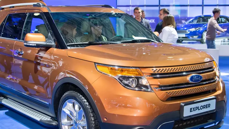 Ford recalls 83,000 vehicles over safety risks this March, Explorer headlights bend wrong way due to software glitch, Engine valve defect spans nine Ford and Lincoln models, Dynamic headlights improve visibility but can create glare, EGR valve issues may suddenly reduce vehicle power, Recall notifications mailed to owners starting March 16, Over-the-air updates simplify headlight software fixes, Popular Ford SUVs and trucks are affected by recalls, No accidents reported yet but risks remain significant, Early March recalls affect over 2 million additional vehicles, Federal regulators track all vehicle safety recalls closely