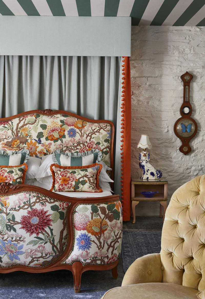 Delicate florals and vintage charm, Ready to start your homebuying journey? , Harmonious hues meet textural drama , Bold prints make for brighter spaces , Framed for impact , Vintage patterns, modern flair , Bold florals and bright colours , More is more