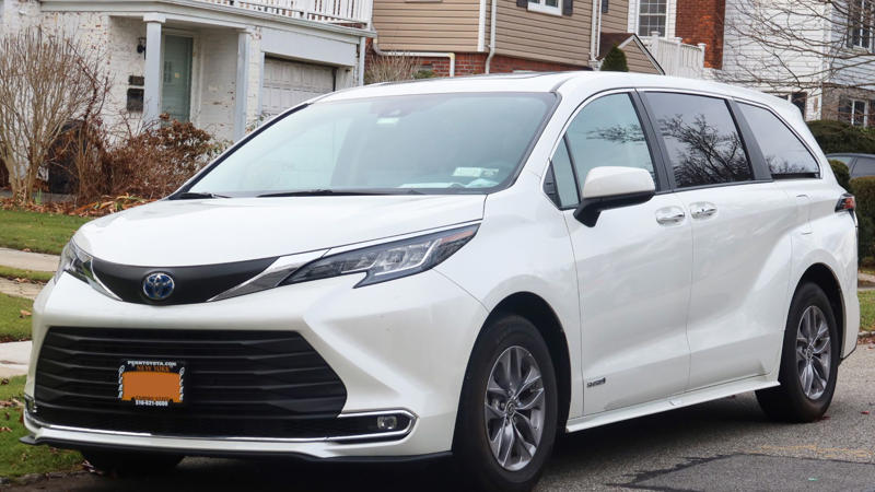 20. Toyota Sienna 1. Toyota Corolla Hybrid, 2. Genesis GV70, 3. Honda CR-V, 4. Hyundai Sonata, 5. Mazda CX-5, 6. Subaru Forester, 7. Kia Soul, 8. Nissan Rogue, 9. Toyota Camry, 10. Ford Escape, 11. Chevrolet Bolt EUV, 12. Honda Fit, 13. Hyundai Kona, 14. Chrysler Pacifica, 15. Jeep Renegade, 16. Tesla Model 3, 17. Volkswagen ID.4, 18. Ford Maverick, 19. Kia Niro, 20. Toyota Sienna