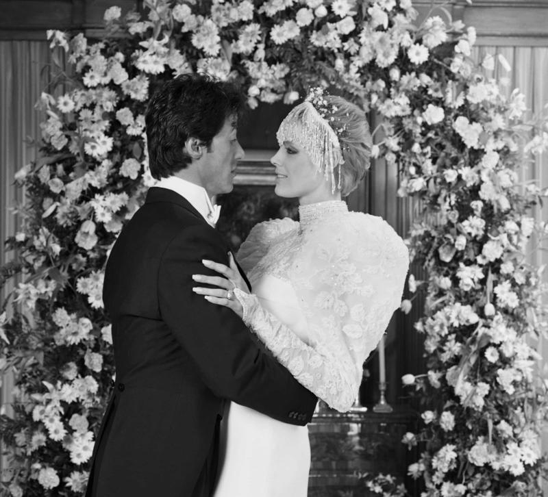 Johnny Depp and Winona Ryder, Brad Pitt and Juliette Lewis, Madonna and Sean Penn, Sylvester Stallone and Brigitte Nielsen, Goldie Hawn and Kurt Russell, Lisa Bonet and Lenny Kravitz, Matthew Broderick and Jennifer Grey, George Michael and Brooke Shields, Richard Gere and Cindy Crawford, Prince and Kim Basinger, Paula Abdul and Arsenio Hall, Mike Tyson and Robin Givens, Brad Pitt and Christina Applegate, Demi Moore and Emilio Estevez