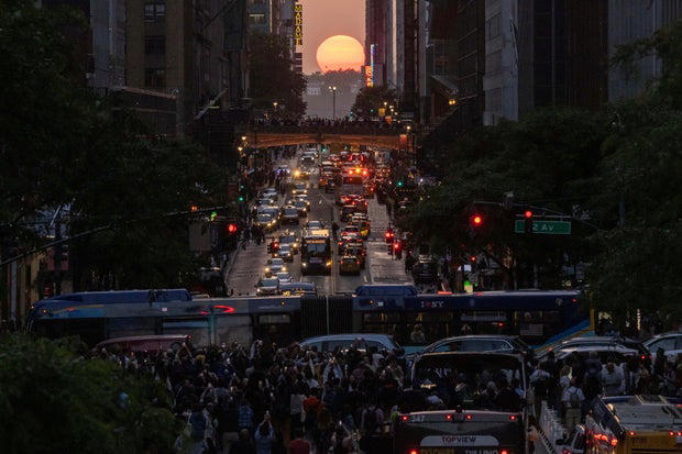 Where to see Manhattanhenge tonight, Saturday's Manhattanhenge forecast, What is Manhattanhenge? , Manhattanhenge photos