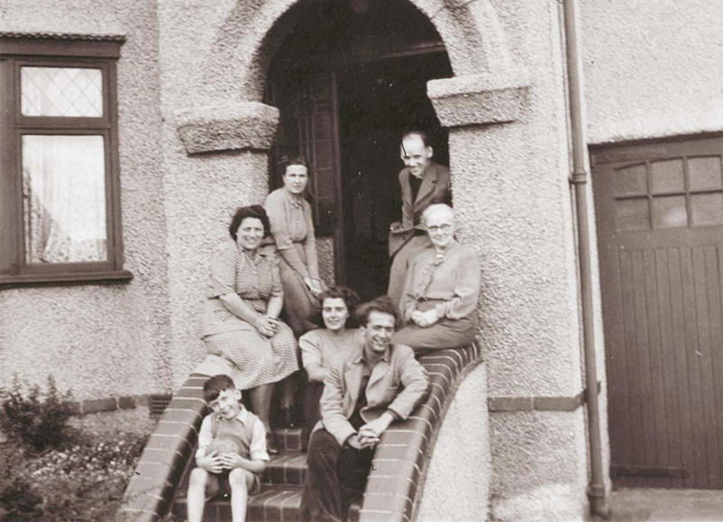 ‘The Headache’: Of Migraines and Mystery, ‘The CIA Book Club’: Typewriter Revolution, ‘Thomas More’: A Persecutor and a Martyr, ‘Nobody Sits Like the French’: The Chair That Charmed Paris, ‘Collisions’: The Explosive Mind of Luis Alvarez, ‘Émile Zola’: Mining France for Stories, ‘Summers in Squid Tickle’: At Canada’s Eastern Edge, ‘I Seek a Kind Person’: A Lifeline in the Classified Section, Mysteries: ‘Carved in Blood’ by Michael Bennett, ‘The Accidental Garden’: Cultivating Unexpected Beauty, ‘Who Will Rescue Us?’: The Children Who Escaped, Five Best: Books on Forgiveness