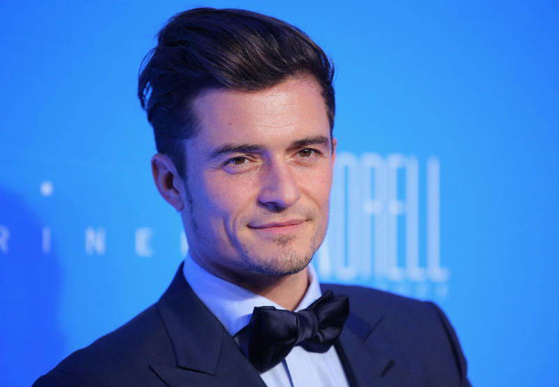 Orlando Bloom Sinéad O'Connor, Sofia Richie, Shia LaBeouf, Karlie Kloss, David Chappelle, Mike Tyson, Bob Dylan, John Travolta, Isla Fisher, Orlando Bloom, Sharon Stone, Elizabeth Banks, Kate Capshaw, Jack Black, Ice Cube, Richard Gere, Sammy Davis, Jr., Alice Cooper, Julia Roberts, YoungBoy NBA, Oliver Stone, Elizabeth Taylor, George Harrison, David Bowie, Bettie Page, Sharmila Tagore, Connie Chung, Gary Busey, Tom Cruise, Katie Holmes, Ivanka Trump, Stephen Baldwin