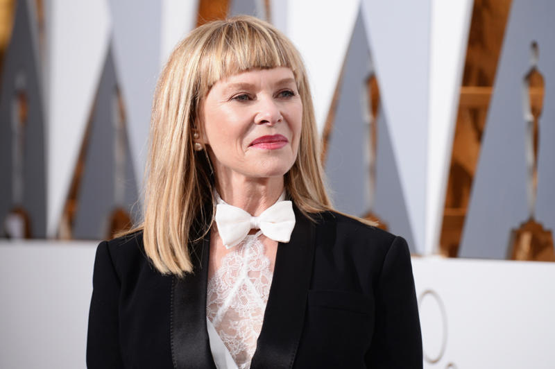 Kate Capshaw Sinéad O'Connor, Sofia Richie, Shia LaBeouf, Karlie Kloss, David Chappelle, Mike Tyson, Bob Dylan, John Travolta, Isla Fisher, Orlando Bloom, Sharon Stone, Elizabeth Banks, Kate Capshaw, Jack Black, Ice Cube, Richard Gere, Sammy Davis, Jr., Alice Cooper, Julia Roberts, YoungBoy NBA, Oliver Stone, Elizabeth Taylor, George Harrison, David Bowie, Bettie Page, Sharmila Tagore, Connie Chung, Gary Busey, Tom Cruise, Katie Holmes, Ivanka Trump, Stephen Baldwin