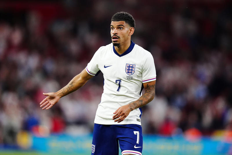 Transfer news, rumours and latest done deals, Arsenal 'in process of completing' move for Gyokeres, Joao Palhinha wanted by Man Utd and Spurs, Bayern Munich want Malo Gusto, Aston Villa close in on new goalkeeper, Noni Madueke to complete Arsenal move, West Ham agree deal for Slavia Prague left-back, Gyokeres targets Premier League move for 'revenge' as Arsenal move stalls, Ollie Watkins to Man United?, Garnacho rejects Saudi move, Man Utd optimistic of reaching Mbeumo deal, PSG ready to sell trio after Club World Cup final, Alexander Isak's next club?, Three Premier League clubs want Ekitike, Chelsea set Nicolas Jackson price tag amid Serie A interest, Forest seek legal advice over Spurs' Gibbs-White approach, Chelsea eye shock move for Donnarumma, Madueke to Arsenal imminent, Jordan Henderson set for shock return to Premier League, Viktor Gyokeres tipped to fire goals in Premier League, Sporting discipline Viktor Gyokeres and warn Arsenal over transfer games