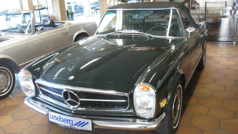 5. Mercedes-Benz SL (W113 “Pagoda”) 1. Chevrolet Corvette C1, 2. Mazda MX-5 Miata, 3. Ford Mustang Convertible, 4. Porsche Boxster, 5. Mercedes-Benz SL (W113 “Pagoda”), 6. Shelby Cobra, 7. BMW 4 Series Convertible, 8. MINI Convertible (2016–Present), 9. Audi TT Roadster (2014–2023), 10. Porsche 911 Cabriolet (2019–Present), 1. Chrysler PT Cruiser Convertible, 2. Buick Cascada, 3. Nissan Micra CC, 4. Chevrolet SSR, 5. Suzuki X-90, 6. Chrysler Sebring Convertible (2008), 7. Range Rover Evoque Convertible, 8. Land Rover Freelander Convertible, 9. Lexus SC 430, 10. Dodge Dakota Convertible