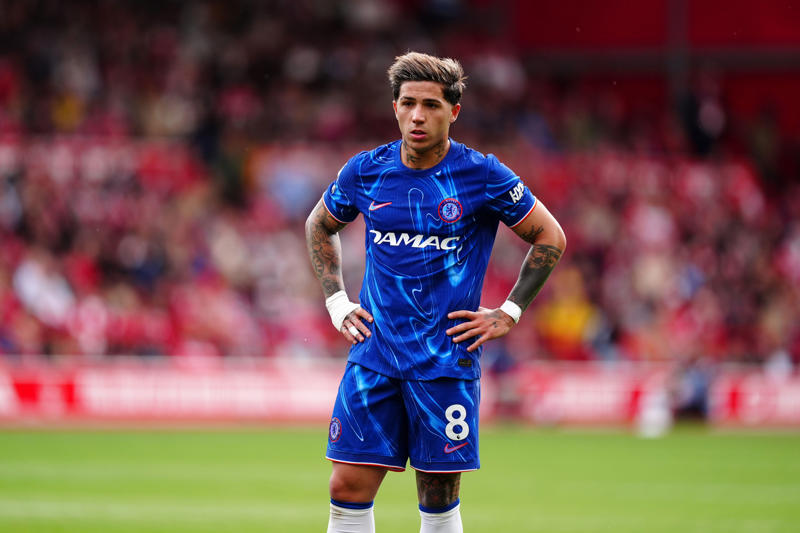 Chelsea v PSG - Club World Cup final updates, Chelsea 3-0 PSG, RED CARD! Joao Neves (PSG), Chelsea 3-0 PSG, Chelsea 3-0 PSG, Chelsea 3-0 PSG, Chelsea 3-0 PSG, Chelsea 3-0 PSG, Chelsea 3-0 PSG, Chelsea 3-0 PSG, Chelsea 3-0 PSG, Chelsea 3-0 PSG, Chelsea 3-0 PSG, Chelsea 3-0 PSG, Chelsea 3-0 PSG, Chelsea 3-0 PSG, Half-time: Chelsea 3-0 PSG, PSG's nuclear-style response hasn't come, Half-time: Chelsea 3-0 PSG, Half-time: Chelsea 3-0 PSG, Chelsea 3-0 PSG, GOAL! Chelsea 3-0 PSG (Joao Pedro, 43 min), Chelsea 2-0 PSG, Chelsea 2-0 PSG, Chelsea 2-0 PSG, The Cole Palmer show, Chelsea 2-0 PSG, GOAL! Chelsea 2-0 PSG (Palmer, 28 min), Cooling break, GOAL! Chelsea 1-0 PSG (Palmer, 22 min), Chelsea 0-0 PSG, Chelsea 0-0 PSG, Chelsea 0-0 PSG, Chelsea 0-0 PSG, Everyone thought that was in, Chelsea 0-0 PSG, Chelsea 0-0 PSG, Fans have turned up for the occasion, Chelsea 0-0 PSG, Kick-off! Chelsea 0-0 PSG, Chelsea v PSG – live, Donald Trump in the house for an American celebration, Chelsea v PSG – live, An extravagant pre-final ceremony, Chelsea’s Levi Colwill lauds ‘scary good’ team-mate Cole Palmer, Chelsea players train in the heat, Team news, Police on high alert in France for Club World Cup final, 🏆 Total prize pool, 💸 Participation payments (guaranteed), 💰 Performance bonuses (added to participation), 🏅 Maximum potential earnings, Club World Cup final results, How to watch the Club World Cup final, Chelsea v PSG - Club World Cup final