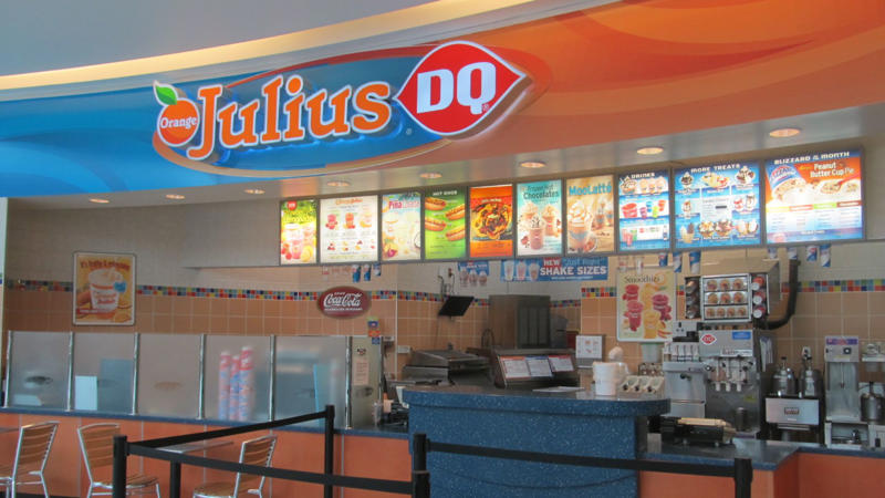 1. Orange Julius 1. Orange Julius, 2. Dippin' Dots, 3. Cinnabon, 4. Mrs. Fields Cookies, 5. Wetzel's Pretzels, 6. Sbarro Pizza, 7. Panda Express Orange Chicken, 8. Jamba Juice, 9. Baja Blast, 10. Sarku Japan Teriyaki Plates, 11. Auntie Anne's Pretzels, 12. Hot Dog On A Stick, 13. Johnny Rockets Original Burger, 14. FroYo, 15. Charleys Philly Steaks, 16. Sweet Factory Bulk Candy, 17. Baskin-Robbins Ice Cream, 18. Bubble Tea, 19. Asian Stir-Fries, 20. Subway Sandwiches